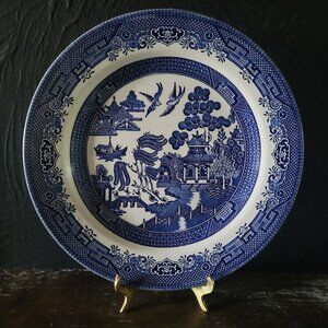 Churchill England Willow Dinner Plate, Blue Willow, Grandmillennial Chinoiserie